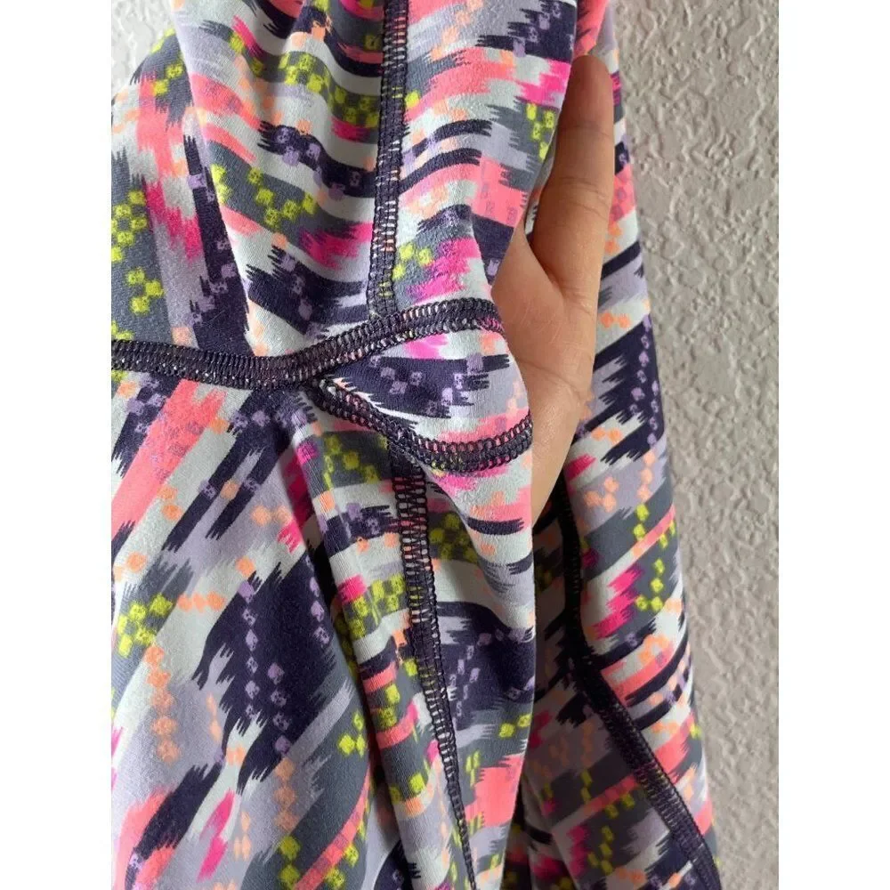 Knockout by Victoria's Secret Sport VSX Pink Printed Cropped Leggings Medium